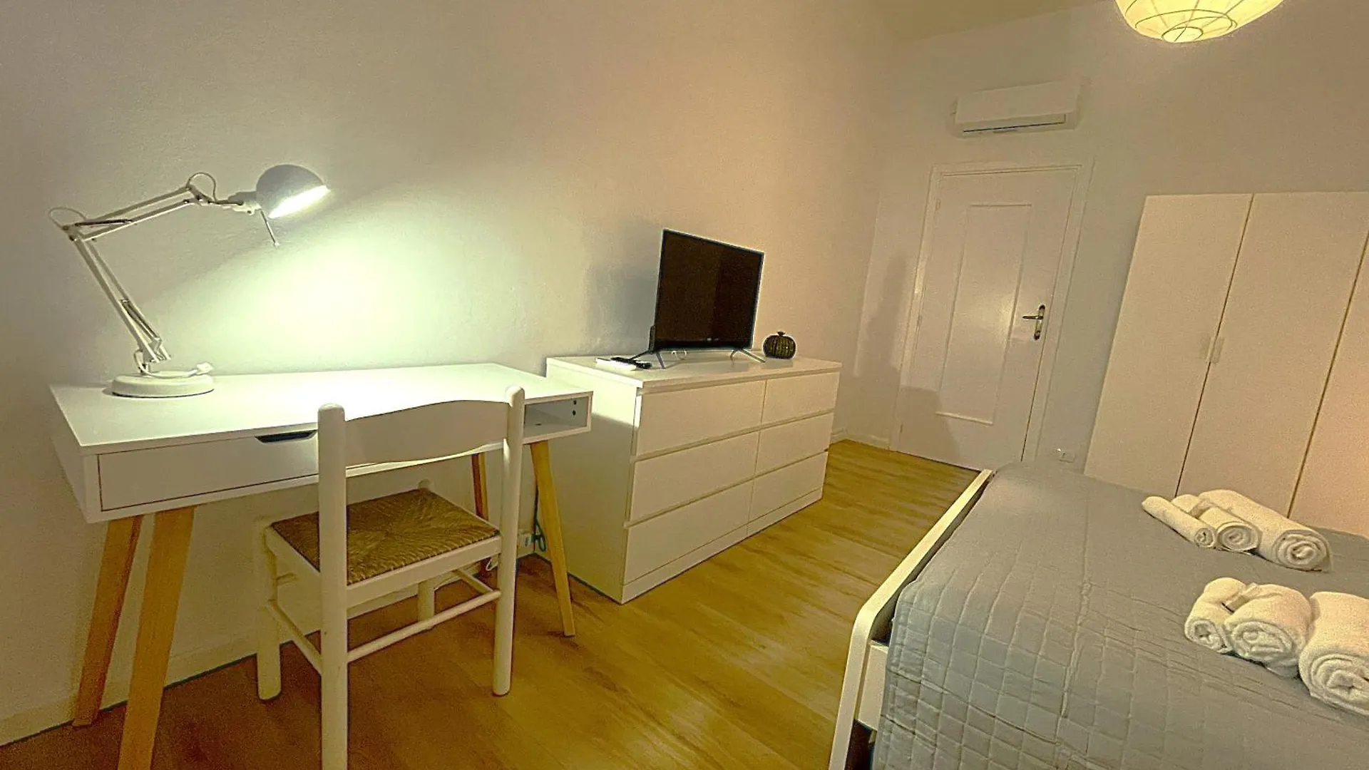 Palazzo Tondo Apartment Ористано 0*,
